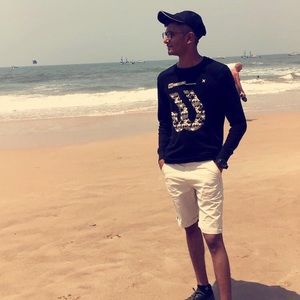 Meet your Posher, Varshil